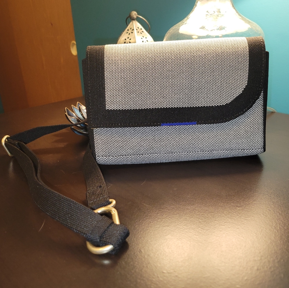 Rothy's Belt Bag in Grey Mist (EUC)